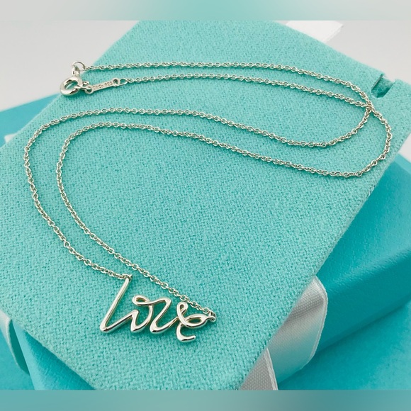 Tiffany Paloma Picasso Graffiti Love Necklace - Picture 2 of 8